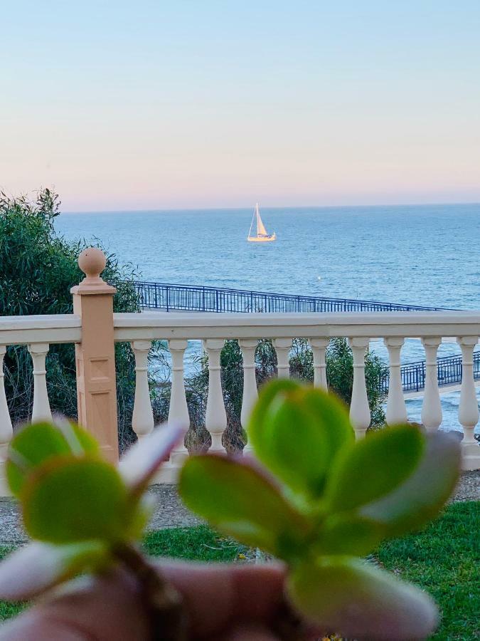 Beachfront Frente Al Mar Con Jardin Lejlighed Fuengirola Eksteriør billede