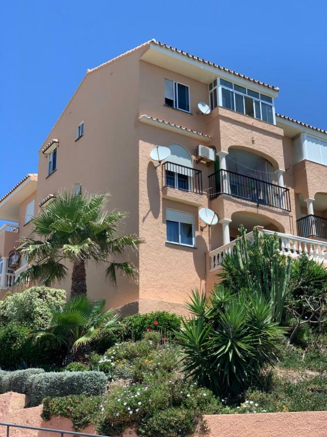 Beachfront Frente Al Mar Con Jardin Lejlighed Fuengirola Eksteriør billede