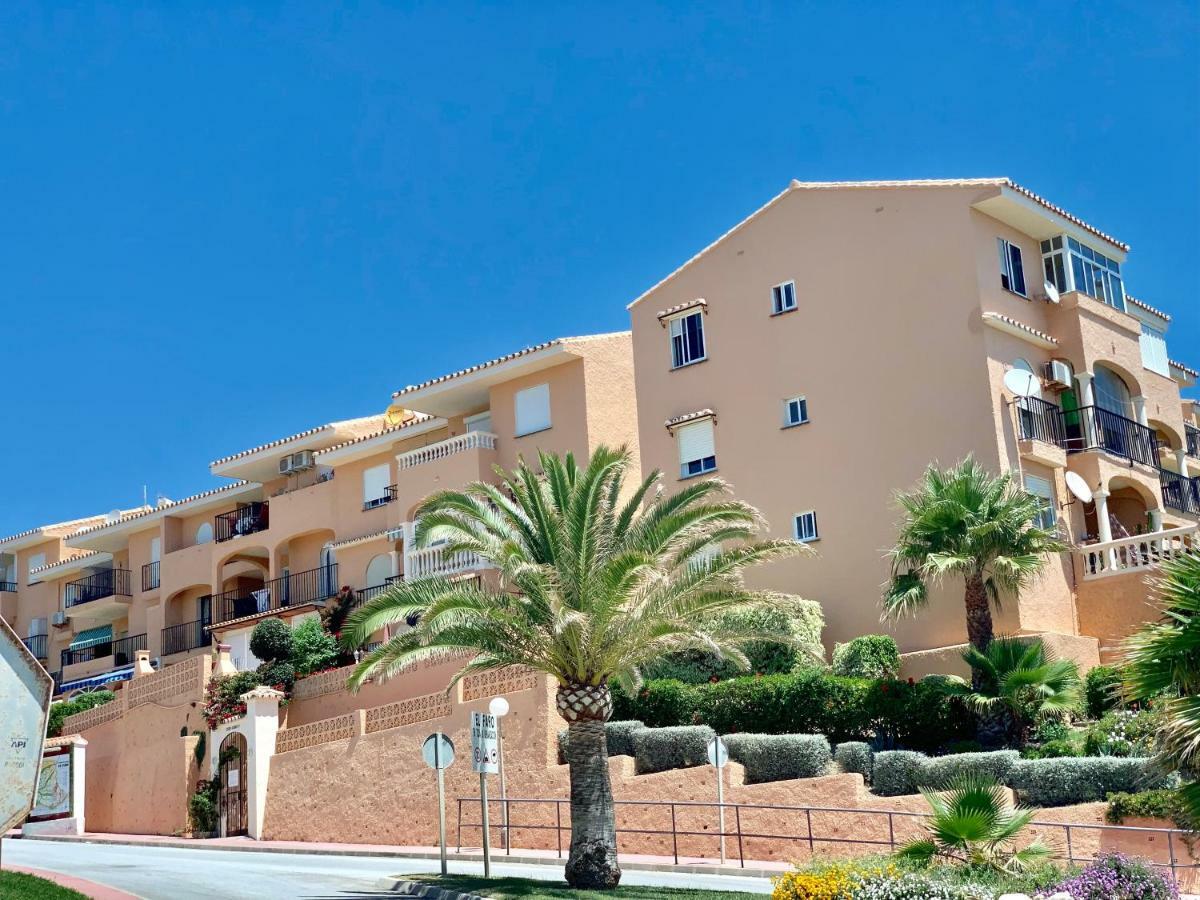 Beachfront Frente Al Mar Con Jardin Lejlighed Fuengirola Eksteriør billede