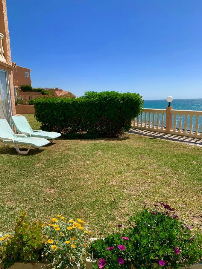 Beachfront Frente Al Mar Con Jardin Lejlighed Fuengirola Eksteriør billede